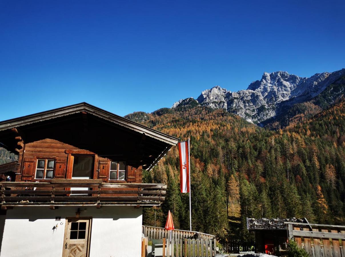 Gasthof St. Adolari Hotel Санкт Улрих ам Пилерзее Екстериор снимка